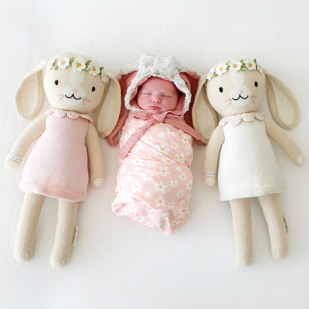 
                  
                    Hannah the bunny (ivory) 52cm
                  
                