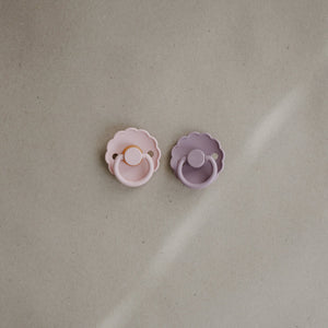 
                  
                    FRIGG Daisy Silicone Baby Pacifier |2-Pack | 0-6 Months (Baby Pink/Soft Lilac)
                  
                