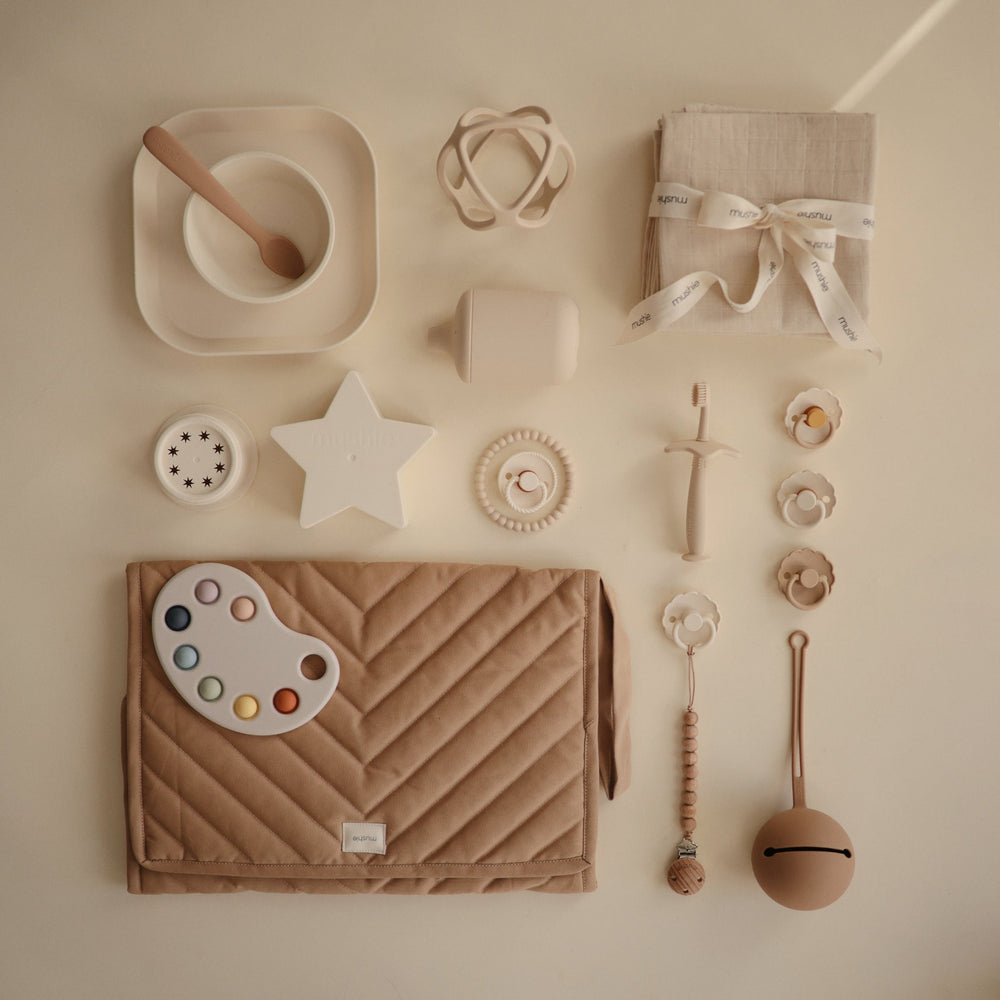 
                  
                    Ball Teether (Dove Gray)
                  
                