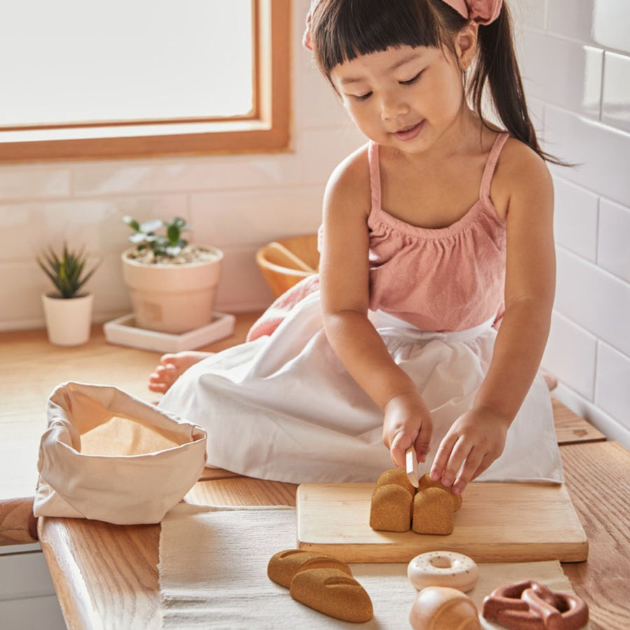 
                  
                    Bread Set
                  
                