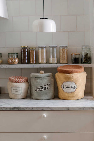 
                  
                    Canasta Honey Pot
                  
                