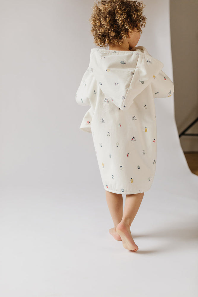 
                  
                    Hooded Poncho Towel (Love Bug)
                  
                