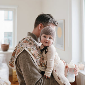 
                  
                    Muslin Burp Cloth Organic Cotton 2-Pack (Retro Flowers/Fog)
                  
                