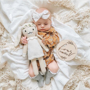 
                  
                    Hannah the bunny (ivory) 52cm
                  
                