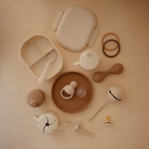 
                  
                    Lunchbox (Ivory)
                  
                