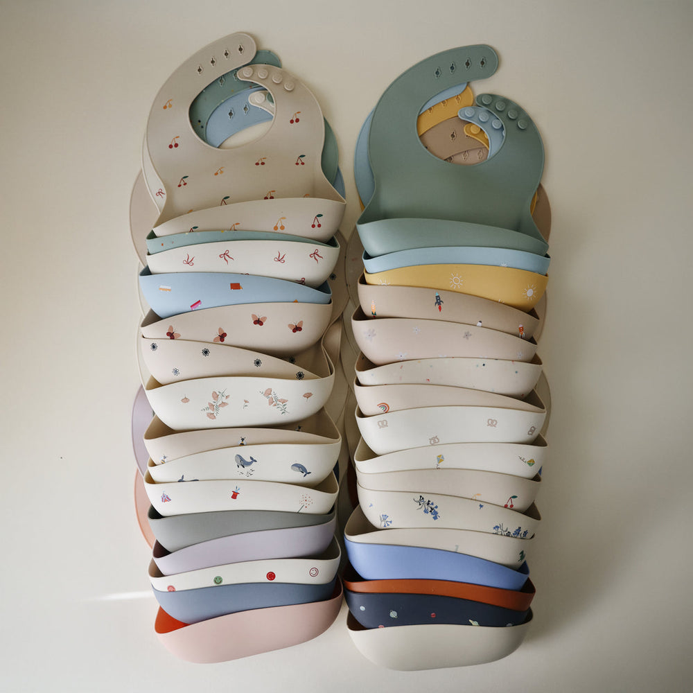 
                  
                    Silicone Baby Bib (Kites)
                  
                