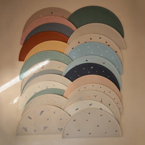 
                  
                    Silicone Place Mat (Dinosaurs)
                  
                