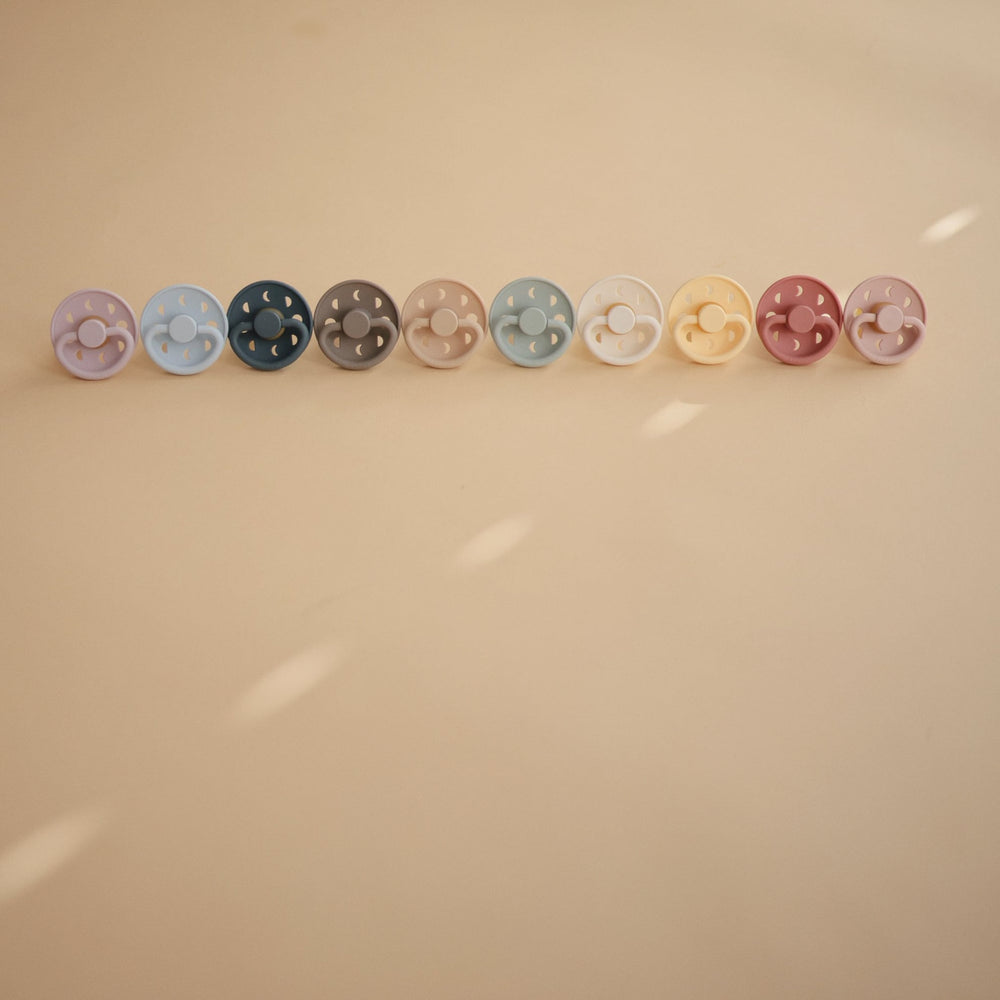 
                  
                    FRIGG Moon Silicone Pacifier | 2-Pack | 0-6 Months (Blush/Cream)
                  
                