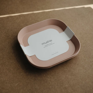 
                  
                    Platos Cuadrados, Set de 2 (Blush)
                  
                