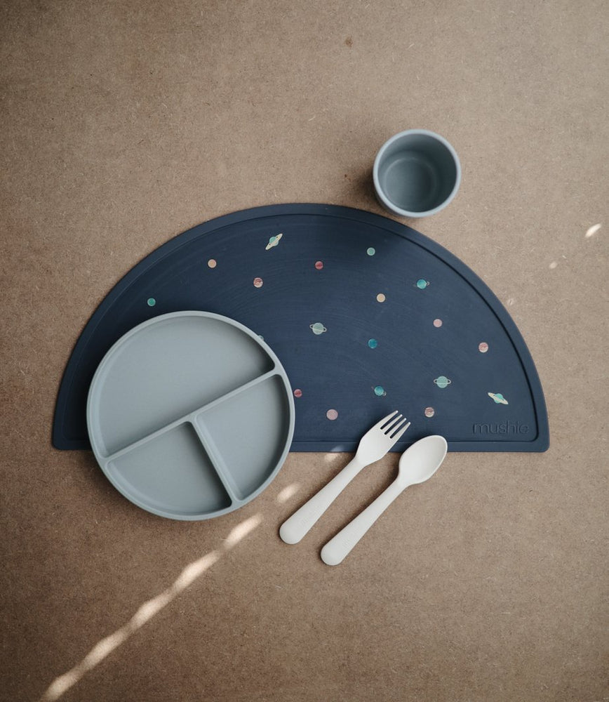
                  
                    Silicone Suction Plate (Dried Thyme)
                  
                