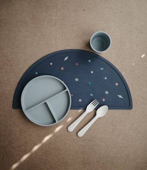
                  
                    Silicone Suction Plate (Dried Thyme)
                  
                