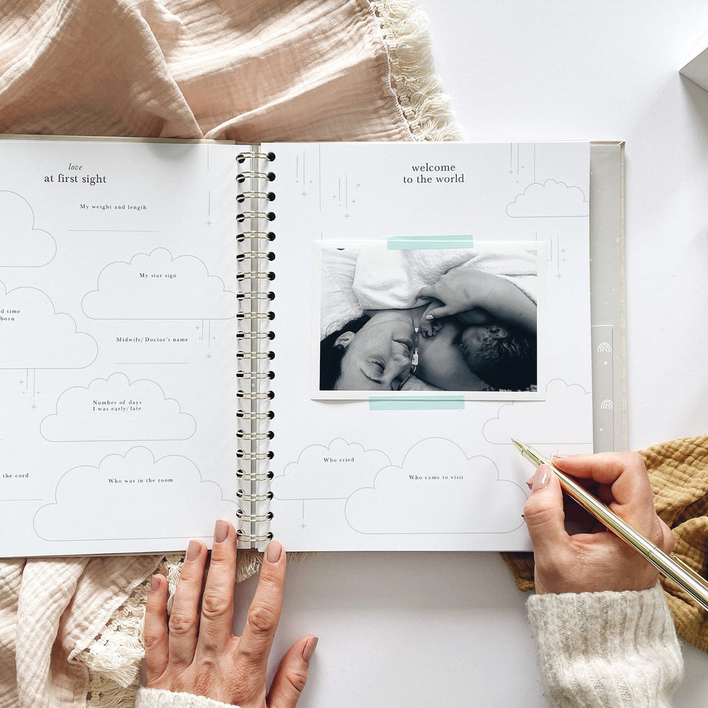 
                  
                    My Baby Book - Baby Memory Book - Safari
                  
                