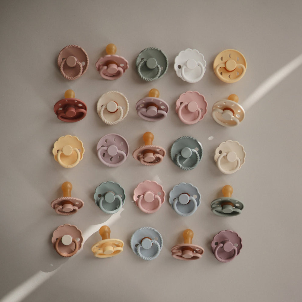 
                  
                    FRIGG Moon Phase Natural Rubber (Blush)
                  
                