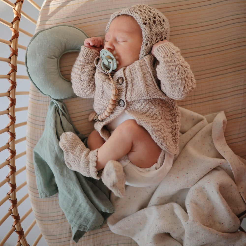 
                  
                    Moon Lovey (Roman Green)
                  
                