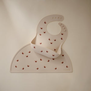 
                  
                    Silicone Baby Bib (Butterflies)
                  
                