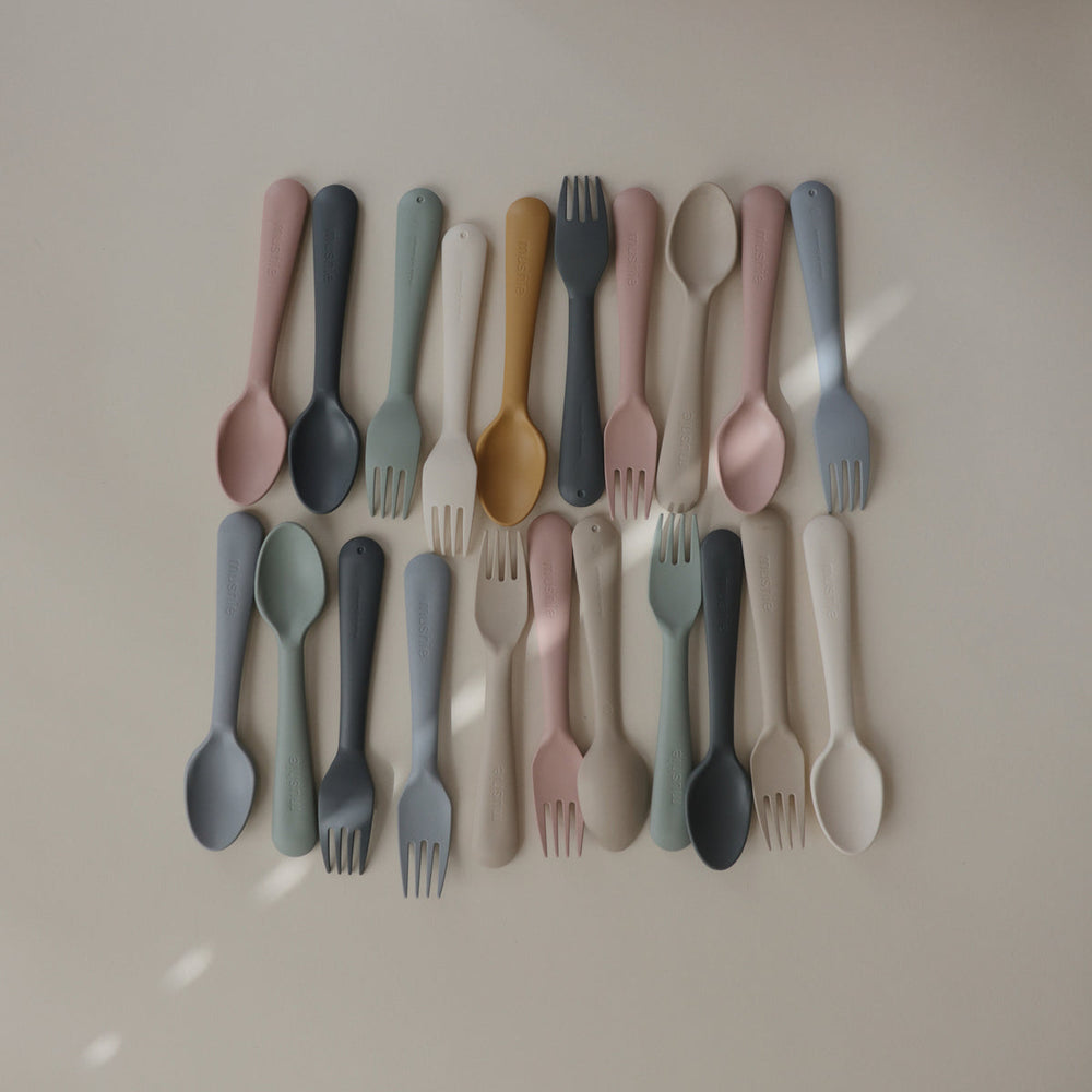 
                  
                    Tenedor y Cuchara (Vanilla)
                  
                