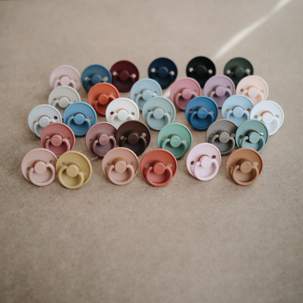 
                  
                    FRIGG Natural Rubber Pacifier |6-18 Months| (Powder Blush)
                  
                