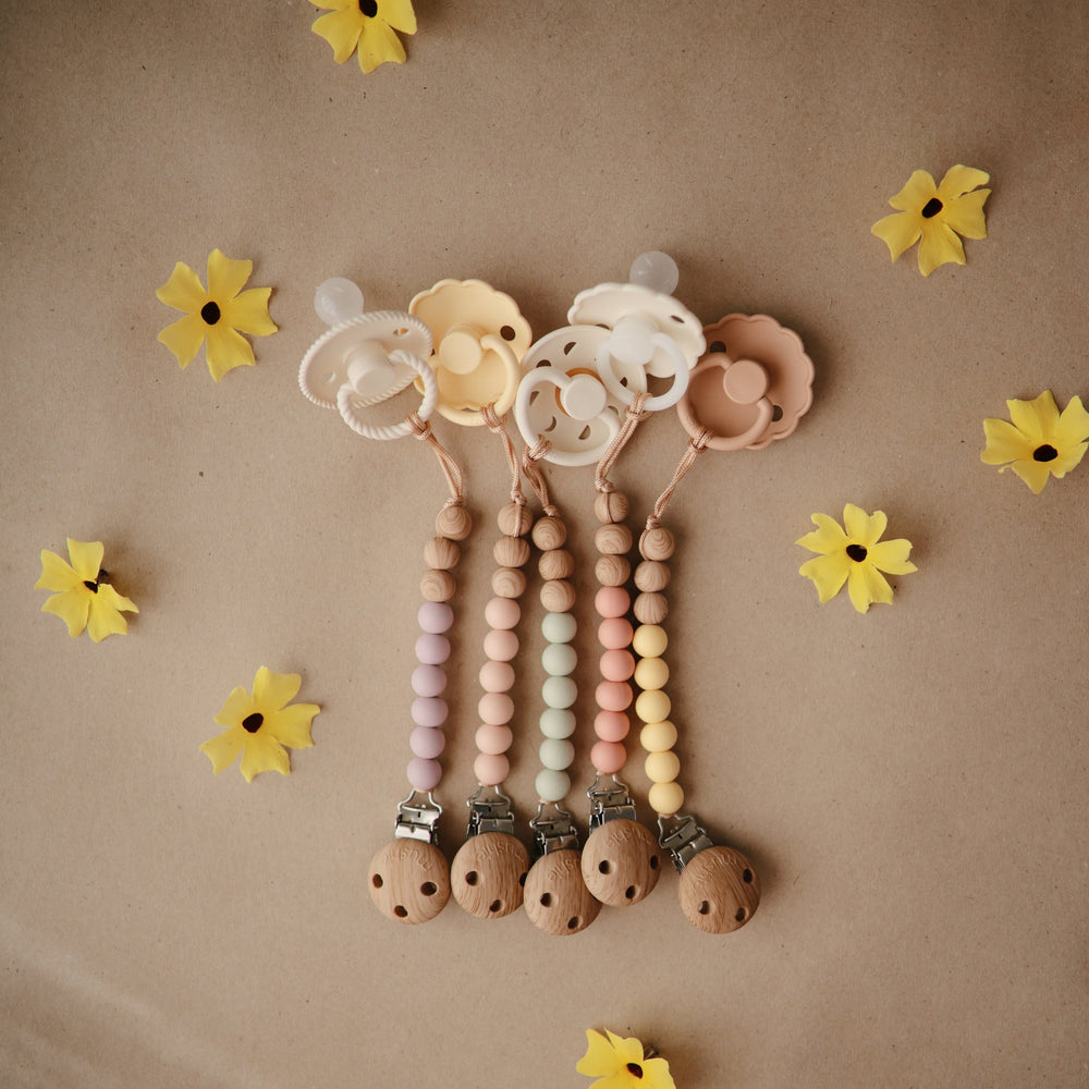 
                  
                    Pacifier Clip | Eva (Mauve)
                  
                