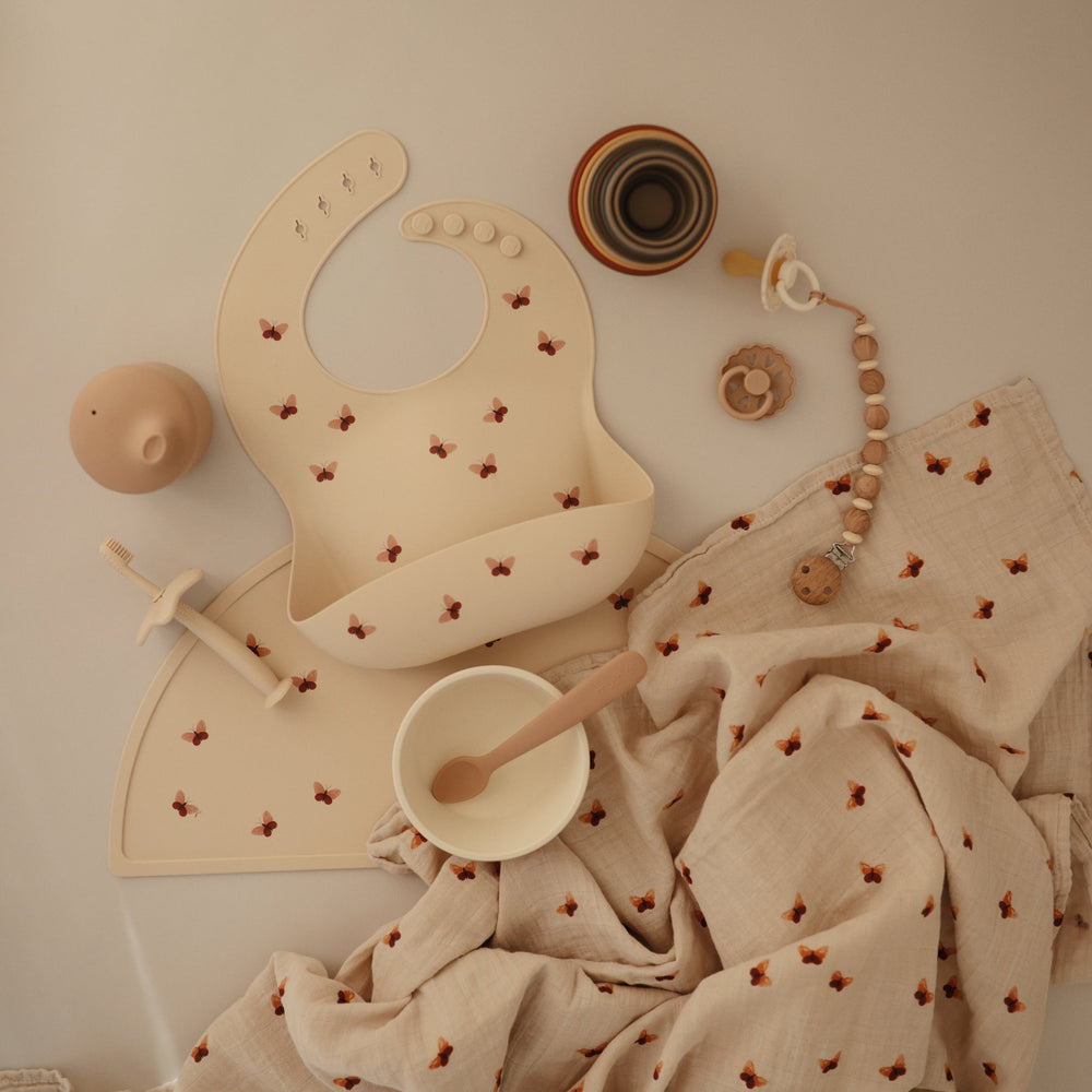
                  
                    Silicone Baby Bib (Butterflies)
                  
                